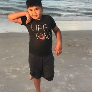 Meet your Posher, Yadi